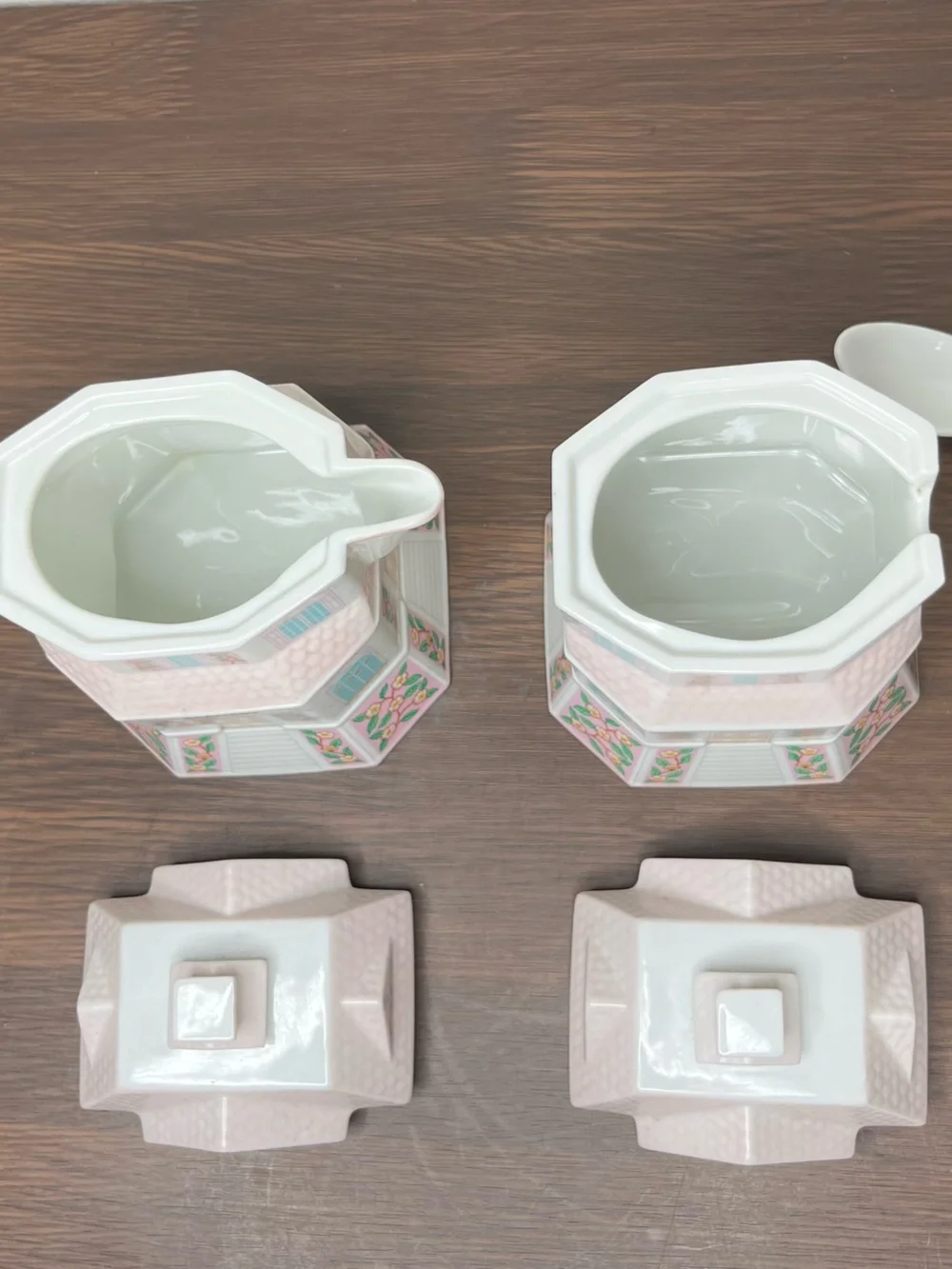 Lenox Village Confectionery And Creamery Sugar & Creamer Set w/ Spoon 1991